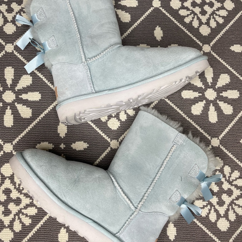 Women’s Light Blue Suede Winter Boots with Bow Detail - Picture 2 of 6